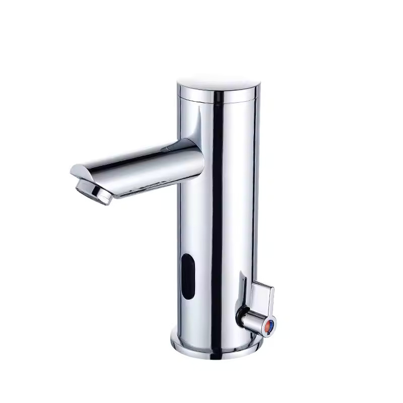 Calidum et frigus sensorem for faucet automatic